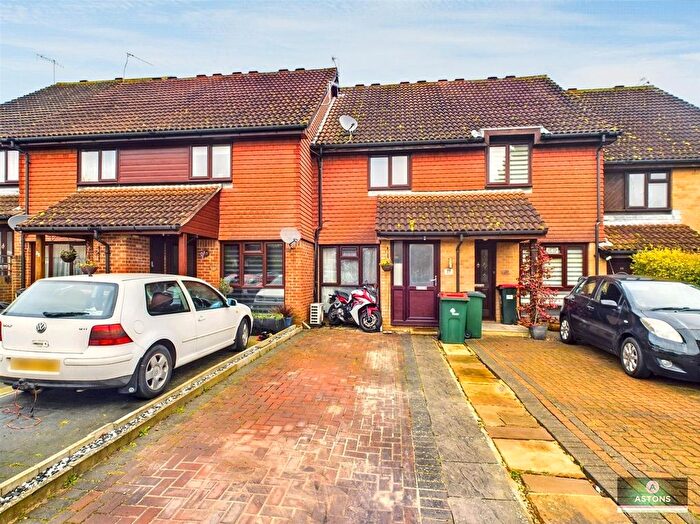 2 Bedroom Terraced House For Sale In Guinevere Road, Ifield, Crawley, RH11
