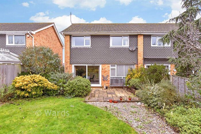 3 Bedroom Semi Detached House For Sale In Bridewell Park, Whitstable, Kent, CT5