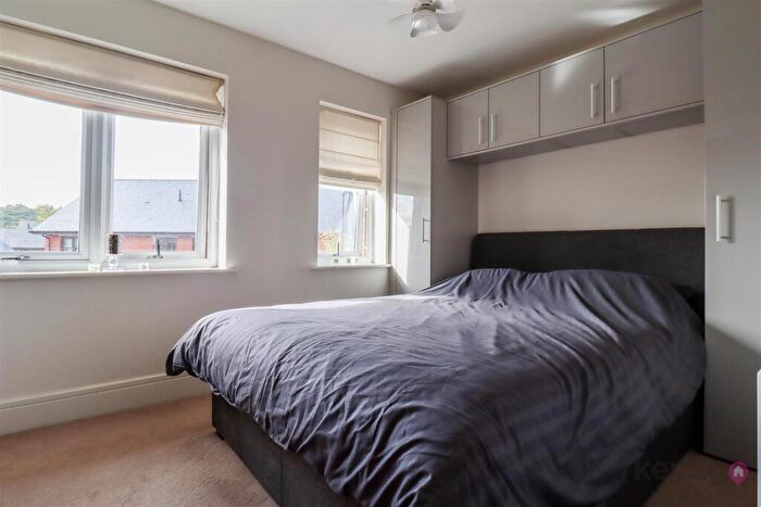 2 Bedroom Semi-Detached House For Sale In Hastings Grange, Sheffield, S7