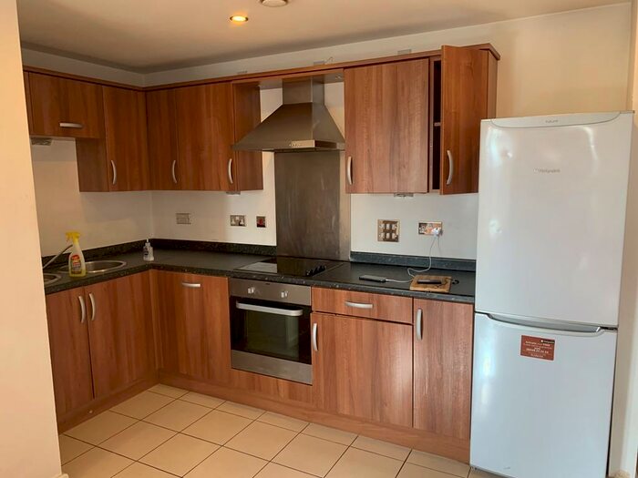 1 Bedroom Apartment For Sale In Hive Bed, Hive, Large Corner Bed, B5