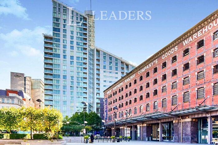 2 Bedroom Apartment To Rent In Great Northern Tower, Watson Street, Manchester, M3