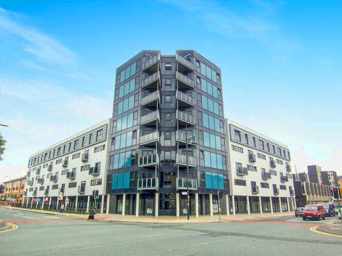 2 Bedroom Flat To Rent In Bishops Corner, Stretford Road, Hulme, Manchester, M15