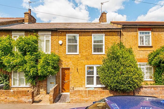 2 Bedroom Terraced House To Rent In Byfield Road, Isleworth, TW7