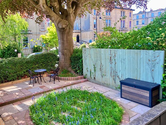 2 Bedroom Flat For Sale In Redland Park, Redland, Bristol, BS6