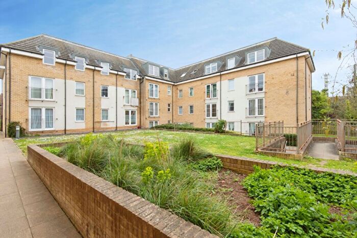 2 Bedroom Flat For Sale In Watersmeet, Grove Road, Hitchin, Hertfordshire, SG4