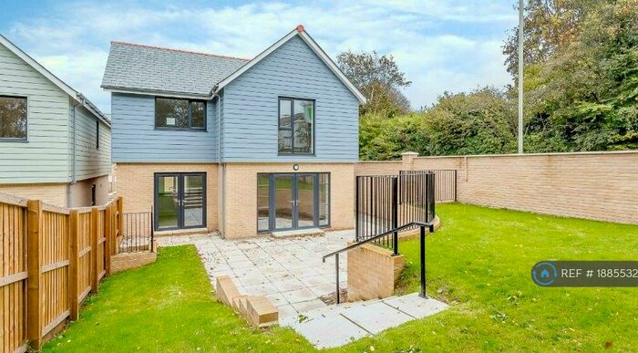 4 Bedroom Detached House To Rent In Adams Court, Bideford, EX39