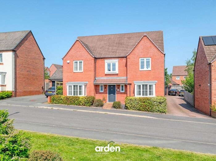 4 Bedroom Detached House For Sale In Aero Way, Cofton Hackett, B45