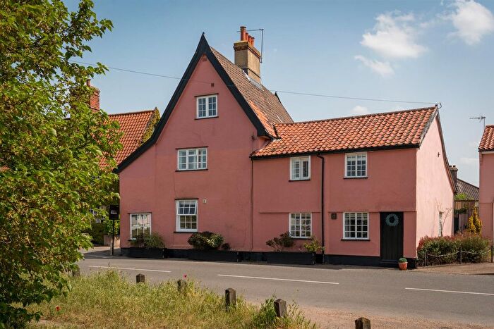 6 Bedroom Detached House For Sale In Fair Green, Diss, IP22