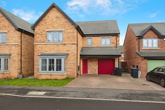 4 Bedroom Detached House For Sale In Farmstead Street, Middlesbrough, TS5