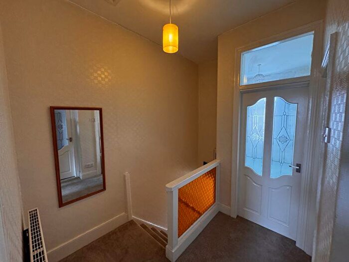 3 Bedroom Flat To Rent In Vine Street, South Shields, NE33