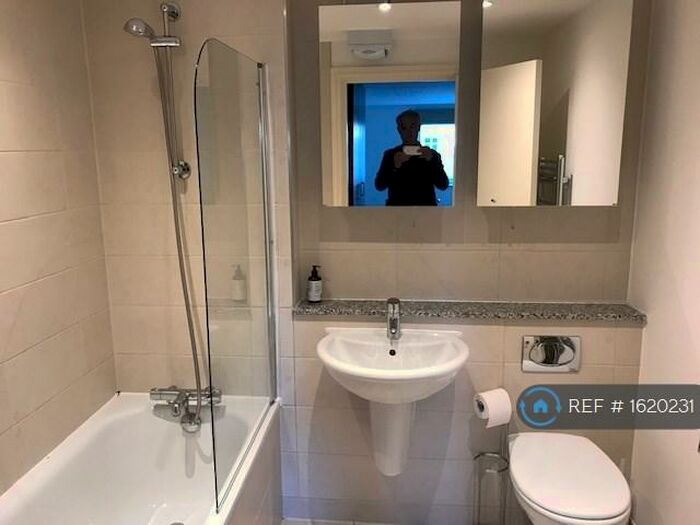 2 Bedroom Flat To Rent In Argyll Road, London, SE18