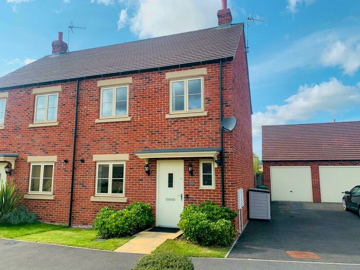 3 Bedroom House To Rent In Foxglove Close, Moreton In Marsh, GL56