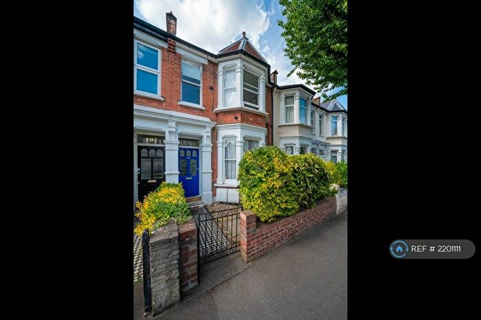 1 Bedroom Flat To Rent In Leytonstone, London, E11