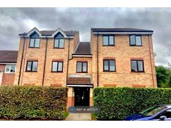 1 Bedroom Flat To Rent In Jacks Hatch, Harlow, CM19