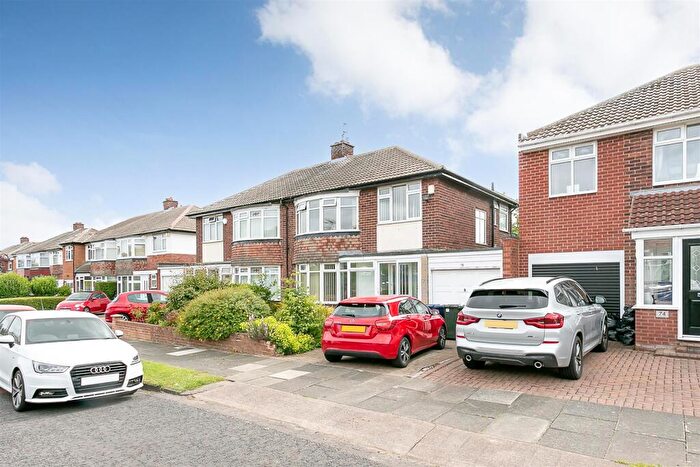 3 Bedroom Semi-Detached House To Rent In Montagu Avenue, Gosforth, Newcastle Upon Tyne, NE3