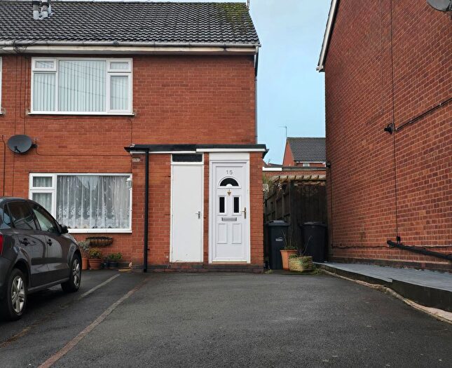 1 Bedroom Flat To Rent In Sandstone Close, Dudley, DY3