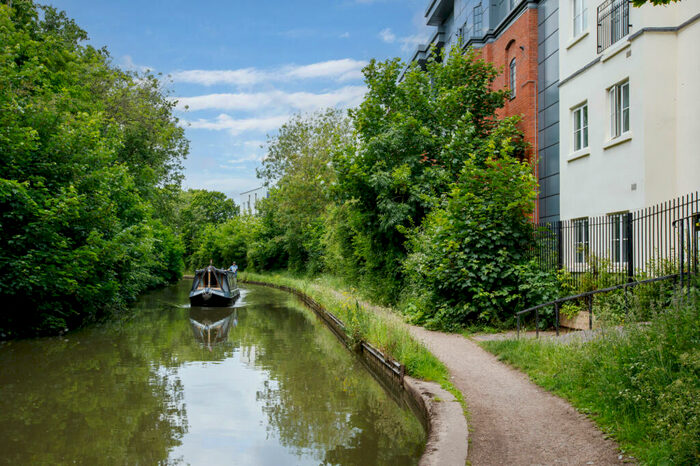 10 Bedroom Flat To Rent In Station House, Old Warwick Road, Leamington Spa, Warwickshire, CV31