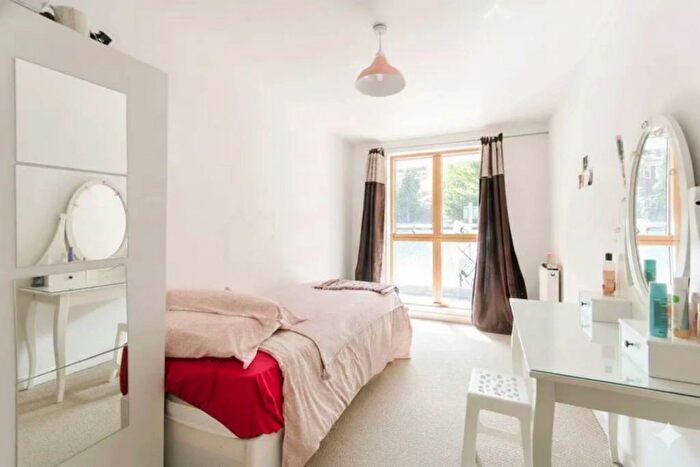 2 Bedroom Flat To Rent In Empire Way, Wembley Park, HA9