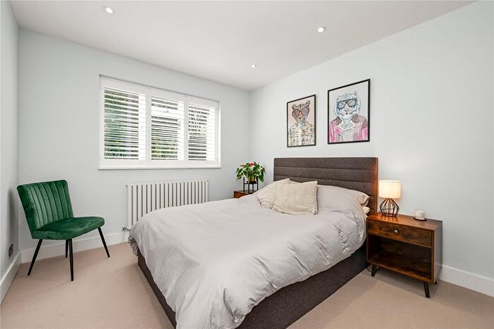 5 Bedroom Detached House To Rent In Lovelace Drive, Woking, Surrey, GU22
