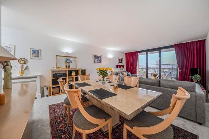 2 Bedroom Flat To Rent In Cromwell Road, South Kensington, SW7