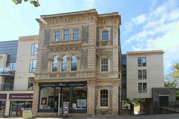 2 Bedroom Flat To Rent In Hill Road, Clevedon, BS21