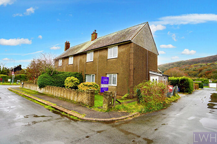 3 Bedroom Semi Detached House For Sale In Y Waun, Harlech, LL46
