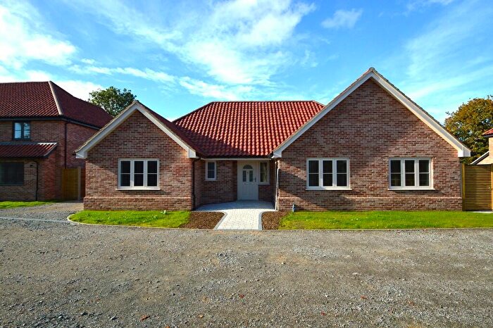 4 Bedroom Detached Bungalow For Sale In The Green, Wickham St. Paul, Halstead, CO9