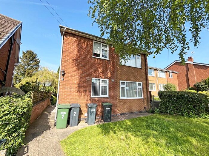 2 Bedroom Maisonette To Rent In Tudor Court, Windsor Crescent, Woodthorpe, Nottingham, NG5