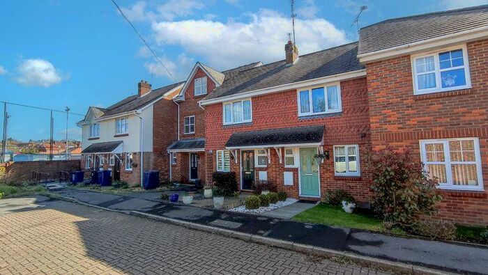 2 Bedroom Terraced House To Rent In Crosby Way, Farnham, GU9