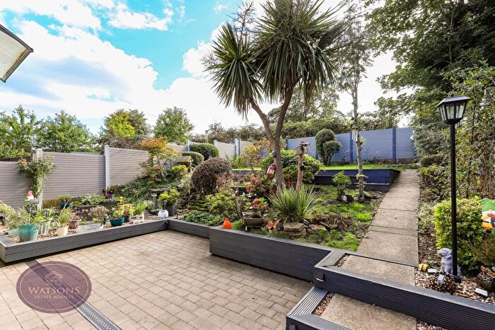 3 Bedroom Detached House For Sale In Bagnall Road, Nottingham, NG6