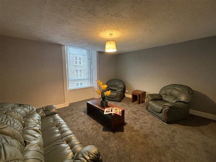 2 Bedroom Detached House To Rent In Peddie Street, Dundee, DD1