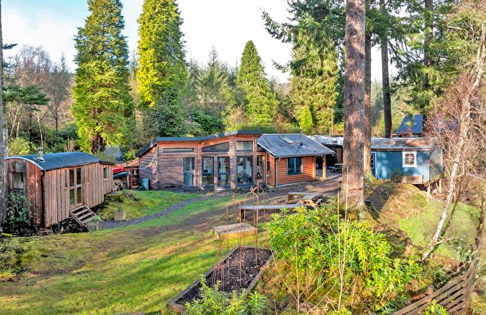 1 Bedroom Lodge For Sale In Glen Loy, Banavie, Fort William, PH33