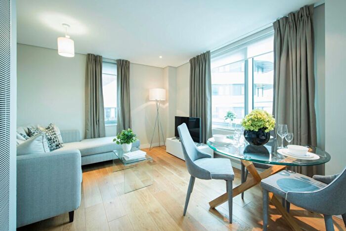 3 Bedroom Flat To Rent In Merchant Square East, London, W2