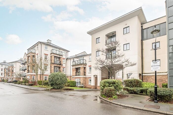 1 Bedroom Flat To Rent In Woodmill Close, London, SW15