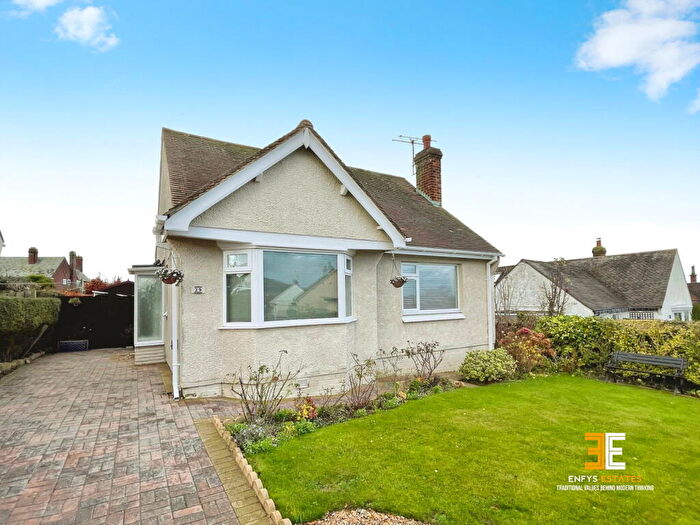 2 Bedroom Detached Bungalow For Sale In Penrhos Drive, Penrhyn Bay, LL30