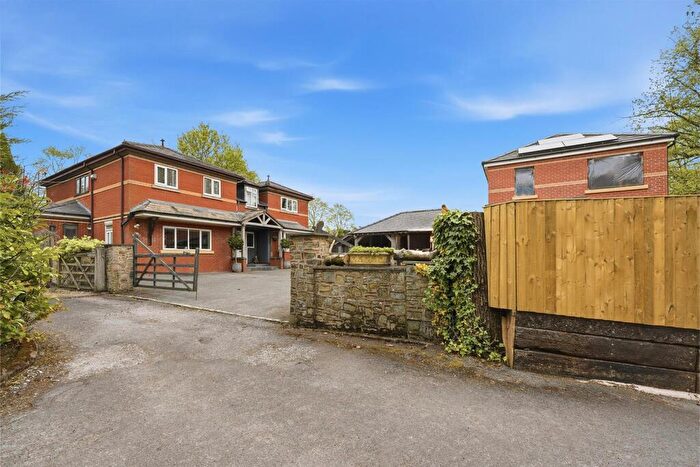 5 Bedroom Detached House For Sale In Victoria Road, Macclesfield, SK10