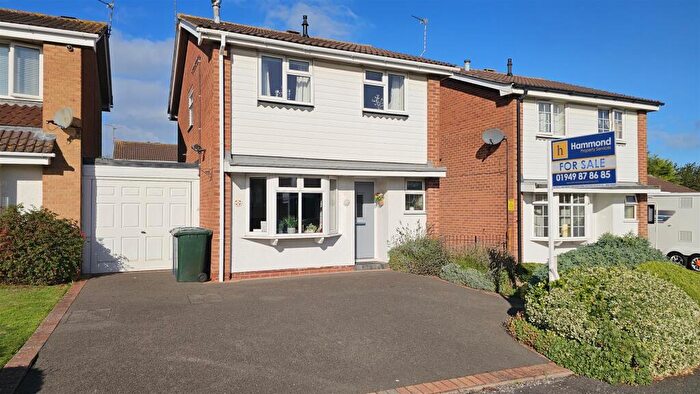 3 Bedroom Detached House For Sale In Forest Road, Bingham, Nottingham, NG13