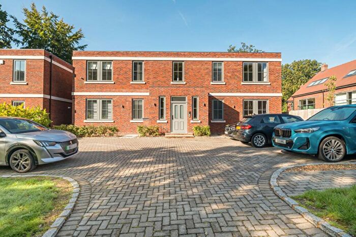 2 Bedroom Apartment For Sale In Tekels Park, Camberley, GU15