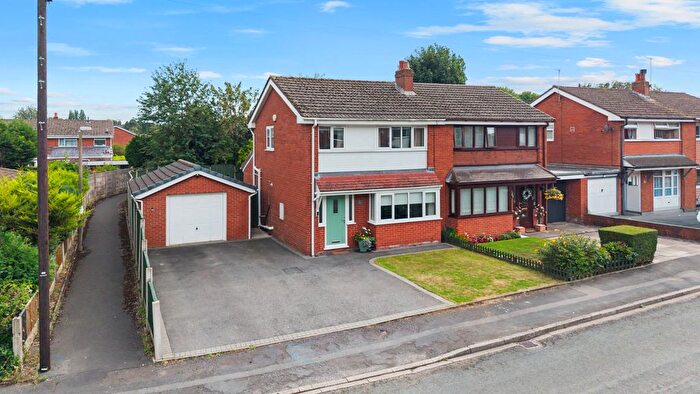 3 Bedroom Semi-detached House For Sale In Thurcroft Drive, Skelmersdale, WN8