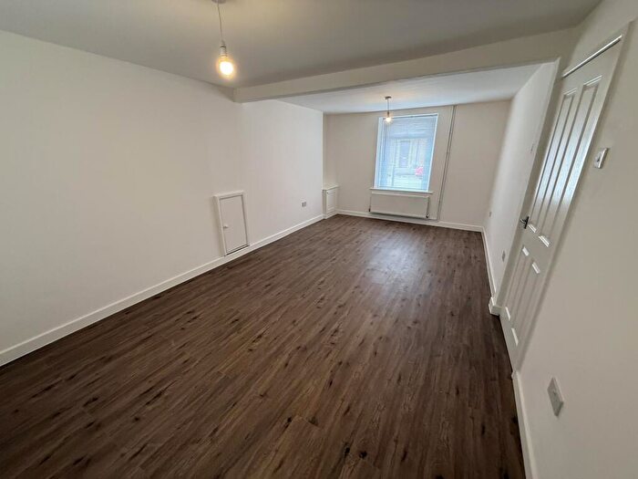 2 Bedroom House To Rent In Upper West End, Port Talbot, SA13