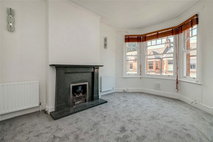 1 Bedroom Maisonette To Rent In Littlebury Road, London, SW4