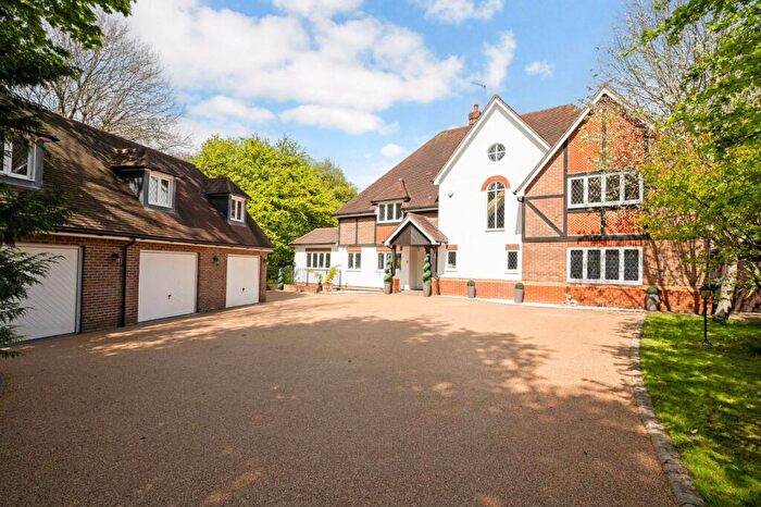 5 Bedroom Detached House For Sale In Burgess Wood Grove, Beaconsfield, Buckinghamshire, HP9