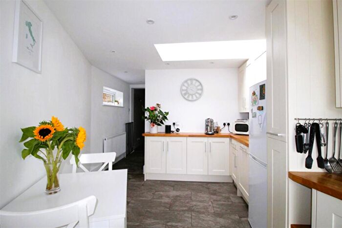 3 Bedroom End Of Terrace House For Sale In Elm Road, Ewell Village, KT17