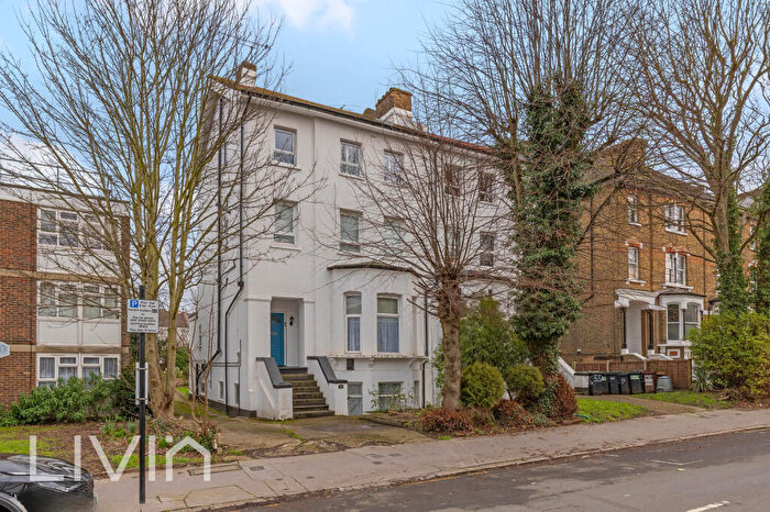 1 Bedroom Flat For Sale In Canning Road, Croydon, CR0