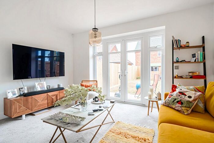 2 Bedroom End Of Terrace House To Rent In Wallingford, Oxfordshire, OX10