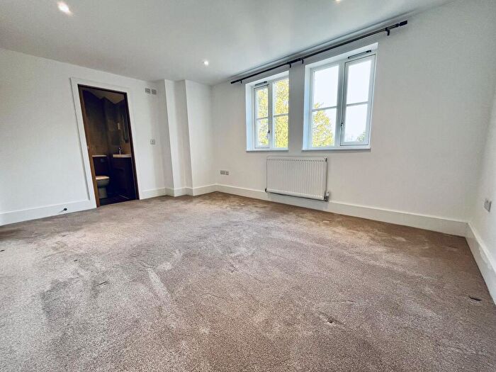 2 Bedroom Apartment To Rent In Butts Lane, Danbury, CM3