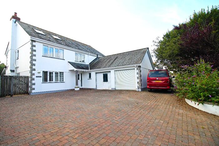 5 Bedroom Detached House For Sale In , PL28