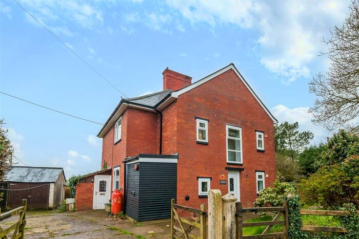 5 Bedroom Detached House For Sale In Clawton, Holsworthy, EX22