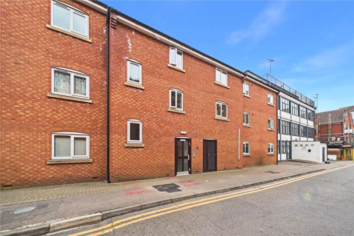 2 Bedroom Flat To Rent In Regent Street, Northampton, Northamptonshire, NN1