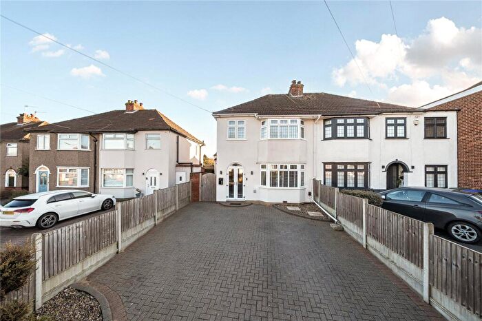 3 Bedroom Semi Detached House For Sale In Mayplace Road East, Bexleyheath, Kent, DA7